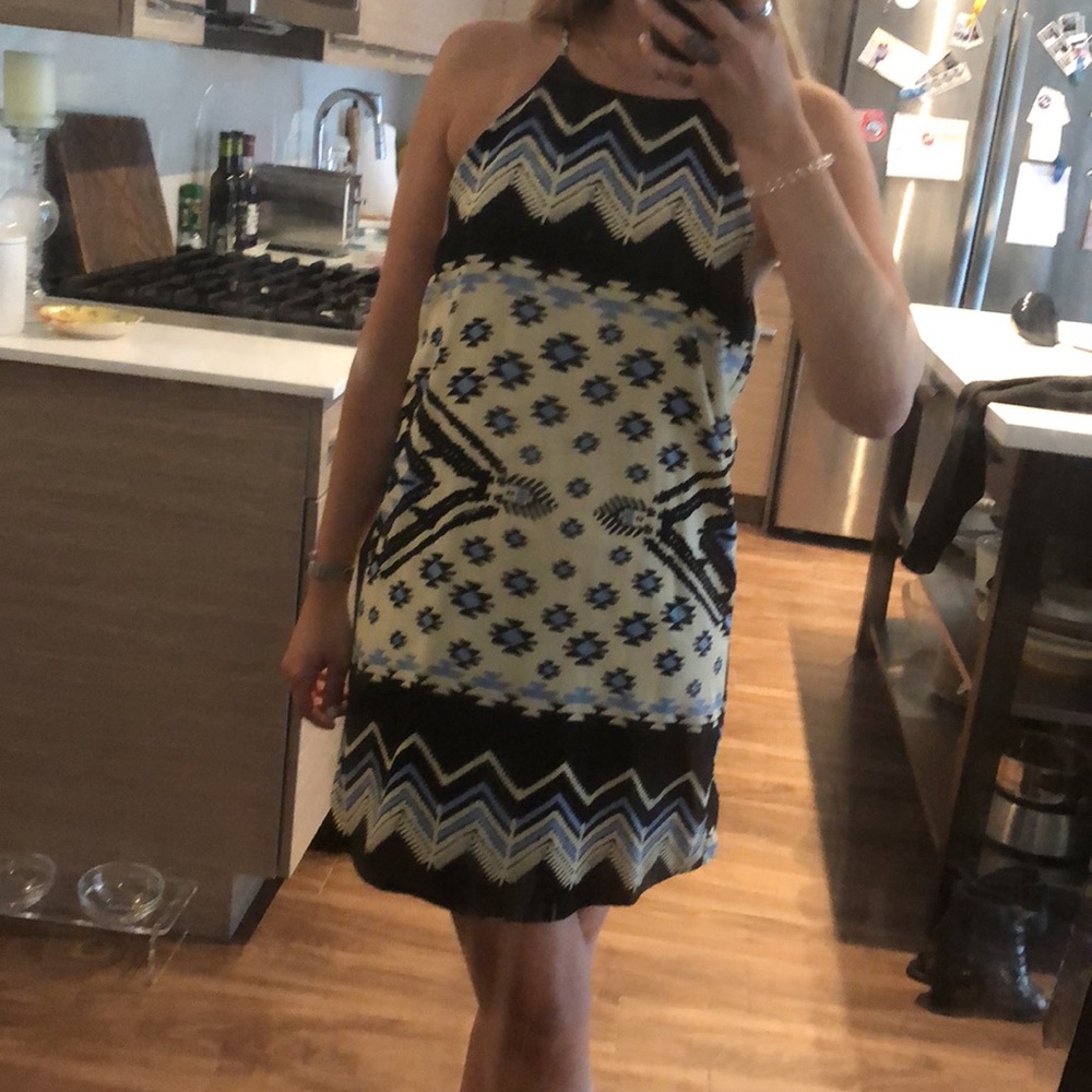 Unique Patterned Dress - Picture 2 of 2